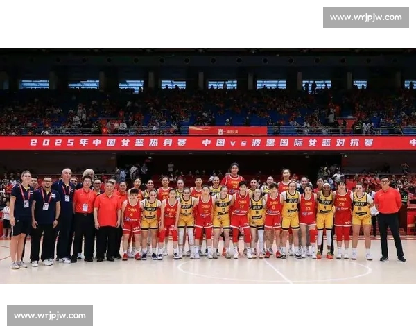 中国女篮 124-57 再胜波黑:双塔制霸 + 外线狂飙,热身赛双杀欧洲劲旅 中国女篮 124-57 再胜波黑:双塔制霸 + 外线狂飙,热身赛双杀欧洲劲旅