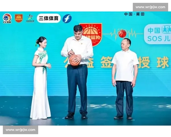 “这就是主场” 2025 海峡两岸大学生篮球赛燃情启幕,榕城吹响青春集结号 “这就是主场” 2025 海峡两岸大学生篮球赛燃情启幕,榕城吹响青春集结号