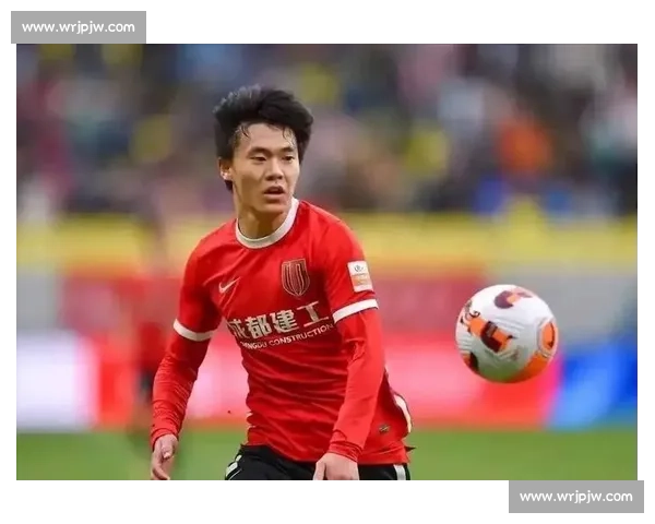 U22 国足双重困局：心态起伏与后腰断层制约前行